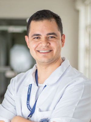 Dr. Carlos Andres Restrepo Castro